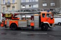 Feuer 2 Koeln Nippes Neusserstr P056